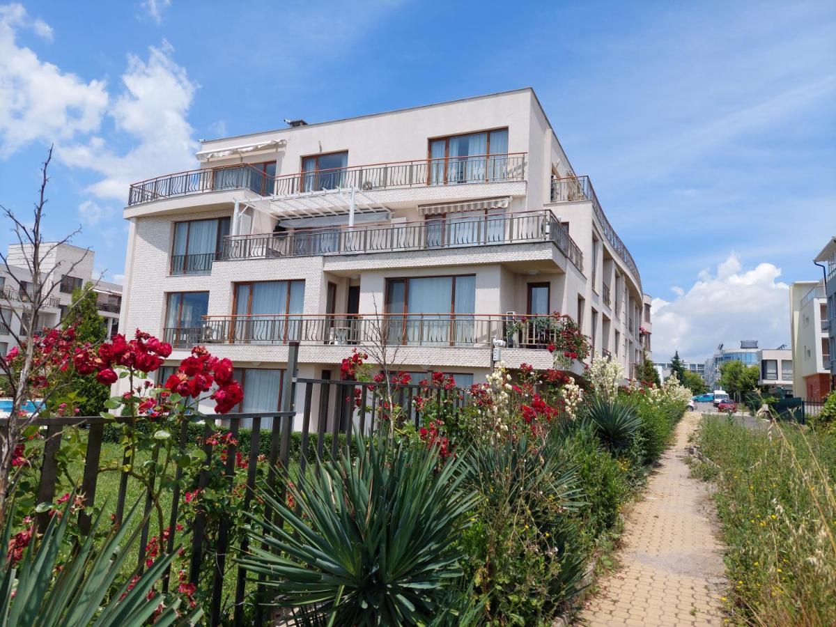 Sea Panorama Apartment - Diamond Beach Sarafovo Burgas Stad Buitenkant foto