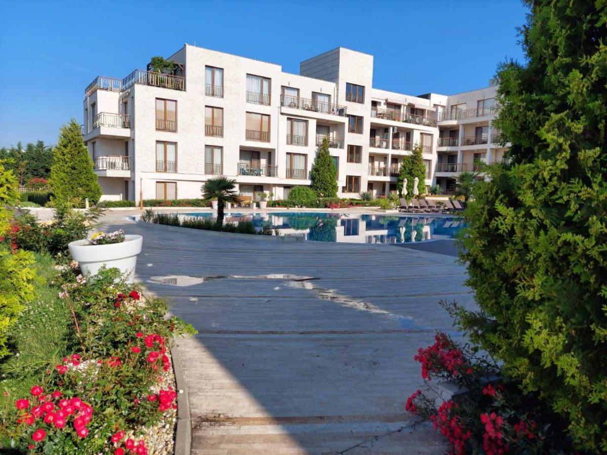 Sea Panorama Apartment - Diamond Beach Sarafovo Burgas Stad Buitenkant foto
